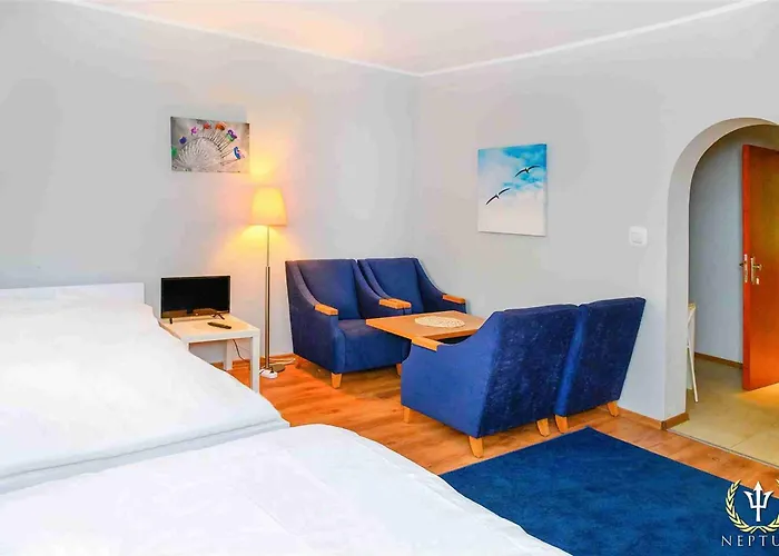 Neptun Hotel *